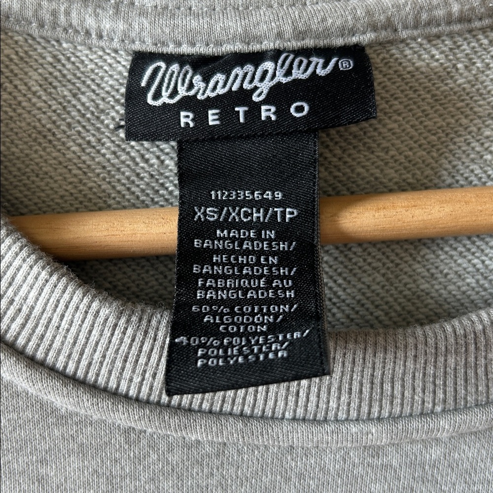 Wrangler XS Retro Logo Heather Gray Crewneck with Bright Pink Writing - Picture 4 of 5
